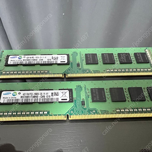 삼성 4GB 1Rx8 pc3 10600 램(RAM) 팝니다.