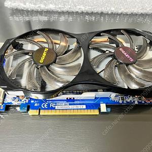 그래픽카드 GTX 550ti 1GB (1.5만)