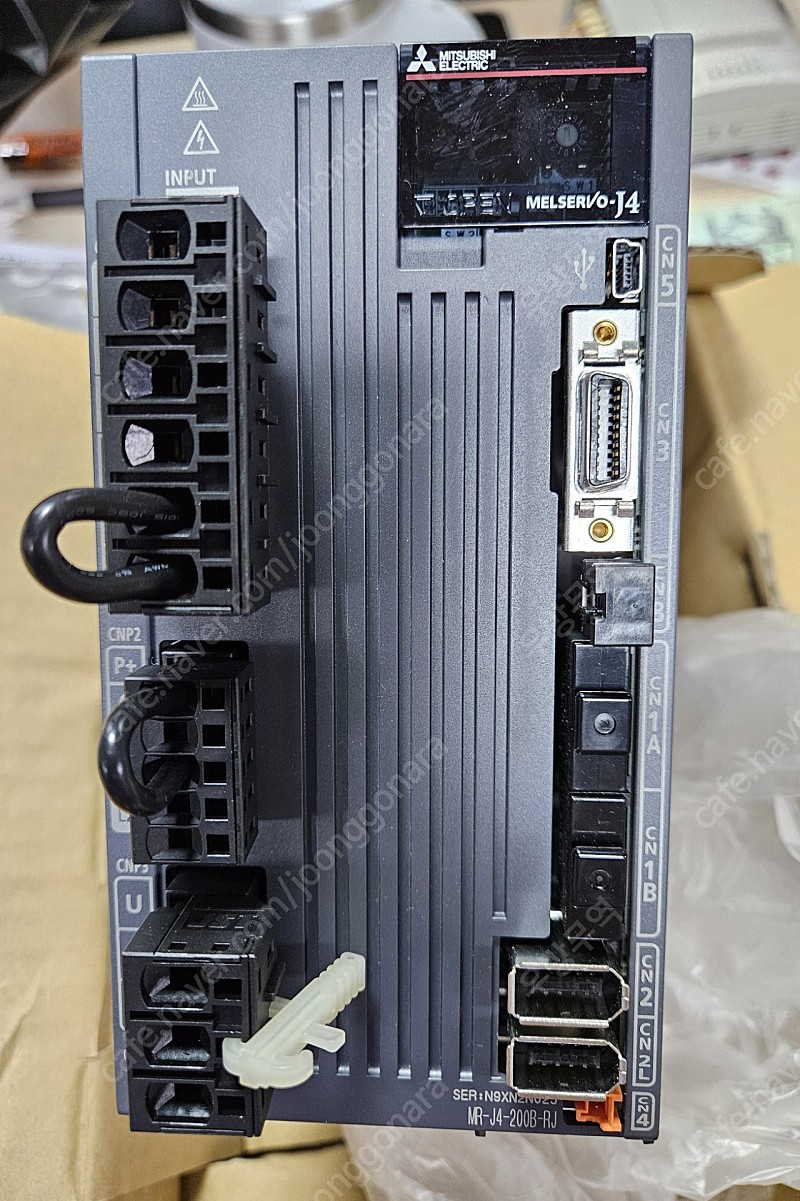 新品 送料無料 未使用 6ヶ月保証 MR-J4-200B-RJ020 サーボアンプ 新品未使用三菱電機 MITSUBISHI サーボアンプMR-J4-20B-RJ020動作保証2⁄2