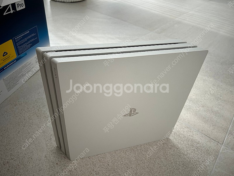 Ps4 pro 팝니다--0