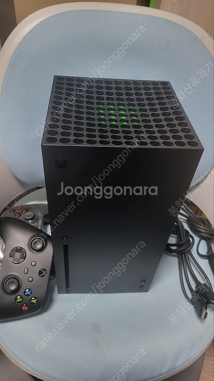엑시엑 1Tb + 사이버펑크 추가 패드 팝니다.--0