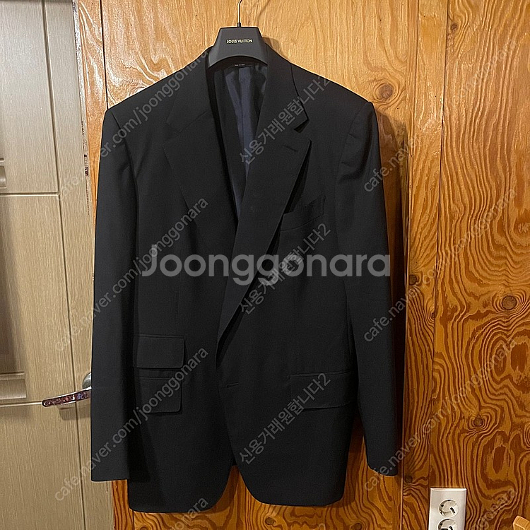 톰포드 윈저 2피스 수트 판매 합니다--0