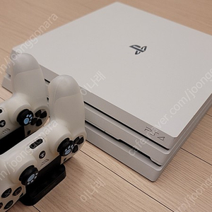 PS4 PRO 1TB 7117B 풀박 + 듀얼쇼크1