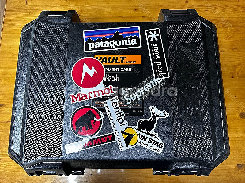 펠리칸 V300 WD 볼트 케이스 판매합니다--0