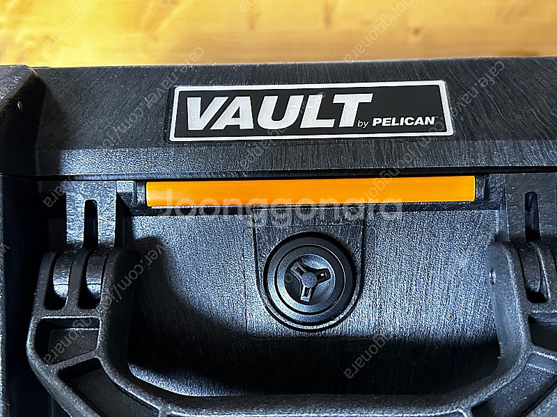 펠리칸 V300 WD 볼트 케이스 판매합니다--3