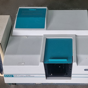 VARIAN CARY 100 Conc UV-Visible Spectrophotometer 분광 광도계