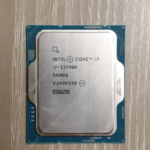 인텔 국내정품 i7 13700K 팝니다.