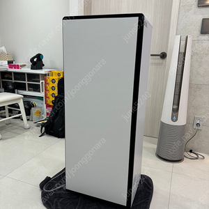 삼성 슈드레서 신발건조기 미사용 새제품 DJ30B9300WE 코타화이트