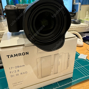 탐론 17-28mm f2.8 소니마운트
