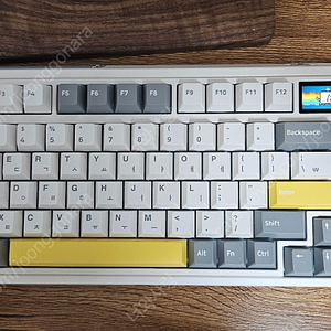 CMK75 화이트 그레이 아이스민트v2축 팝니다.