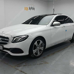 벤츠E클래스 W213 E300 4MATIC 아방가르드@인증중고 @전액할부중고차 @카드가능 @탁송가능