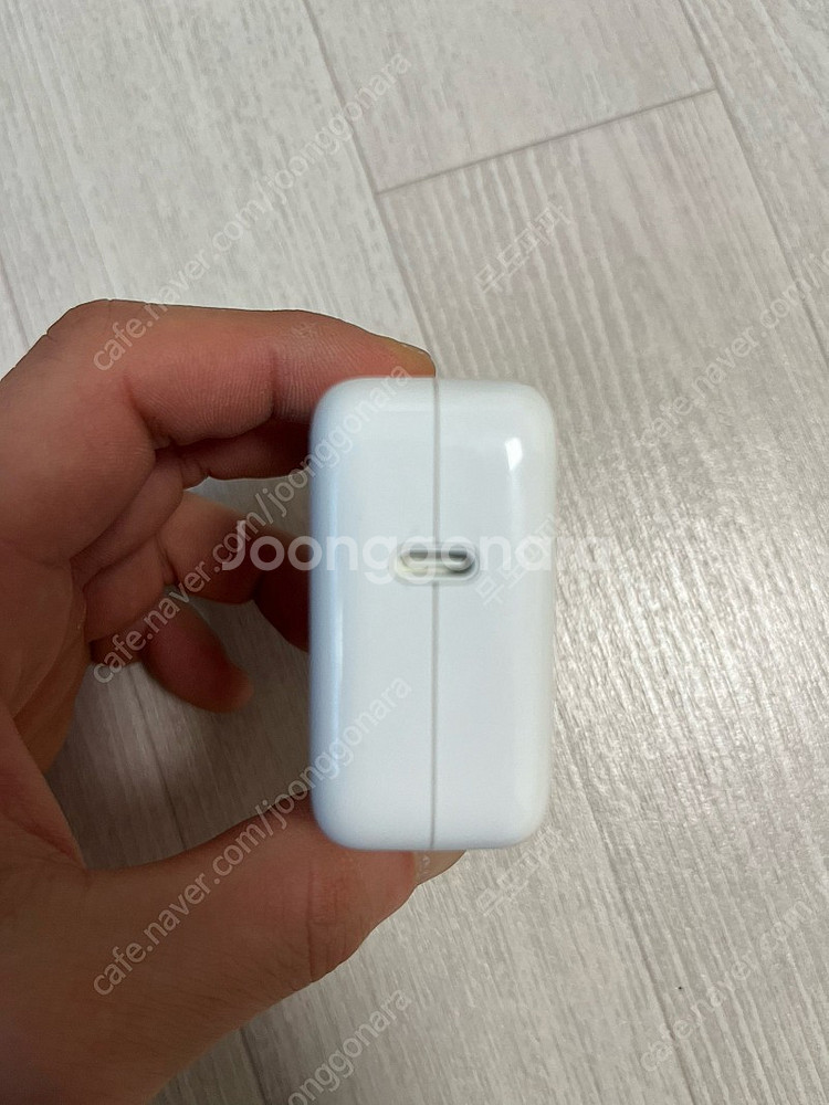 애플 정품 30W충전기/충전선 팝니다.--1