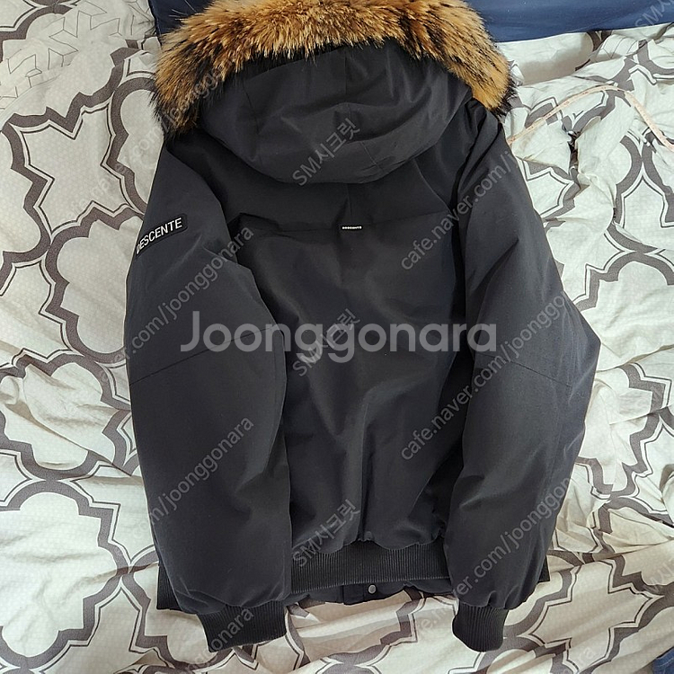 데상트 남성 라쿤퍼 후드 다운 패딩 점퍼/100(새상품...--3