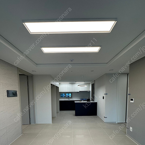 소룩스 led 1270*200(액자형) 2개 조명 팝니다