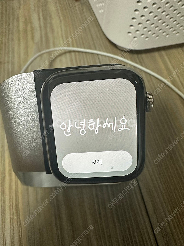 애플워치 시리즈6 스테인리스 45mm 후면파손 후면--2