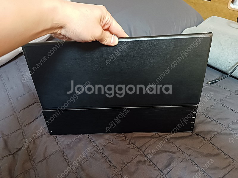 한성 포터블모니터 TFX1156T 팝니다--1