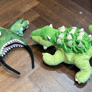 에버랜드 공룡머리띠+이케아 공룡인형(공룡알로 변신!)
