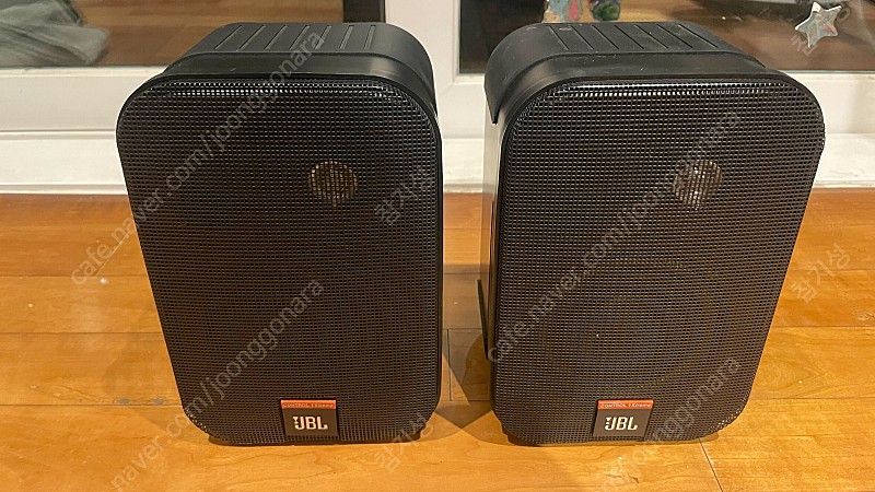 Jbl control best sale 1 x