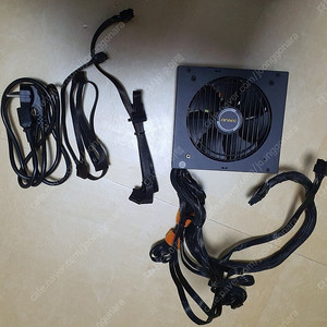 안텍 neoeco 750w 세미모듈러 파워 택포팝니다