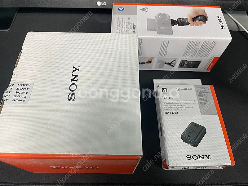 Sony zv e10 카메라 번들렌즈 정품 배터리,그립...--5