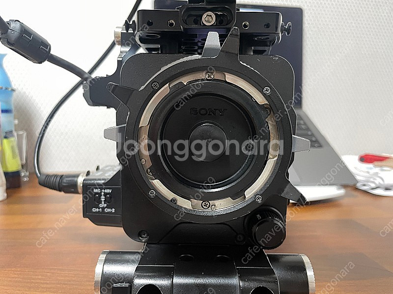 SONY PMW F55--4