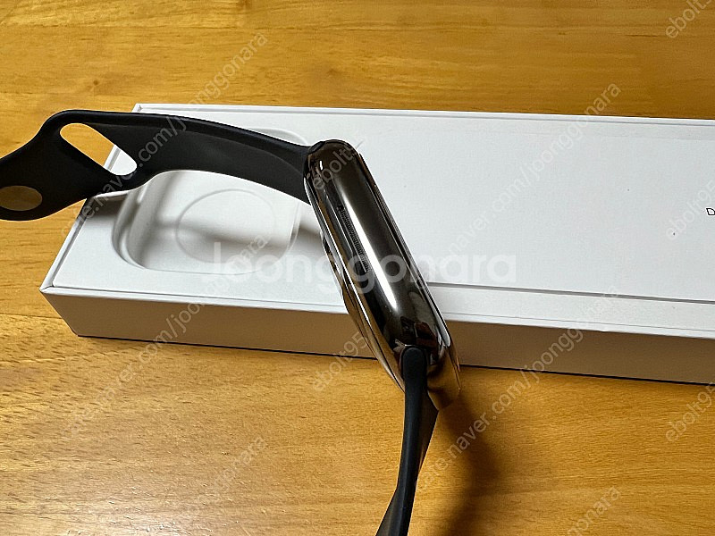 애플워치 8 45mm 스테인리스 그라파이트 애케플 팝니다. (배터리 효율 100%)--1