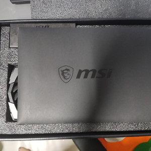 MSI rtx2080s 게이밍x트리오 3팬 팝니다