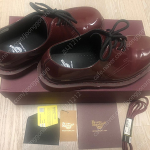 닥터마틴 1461 mono MIE oxblood patent lamper