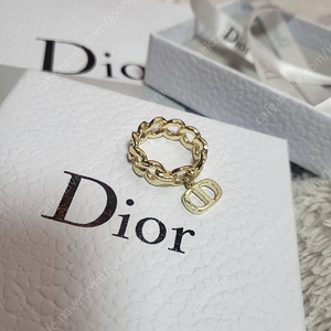 Dior 디올 CD 디자인 반지 (풀박 새상품)