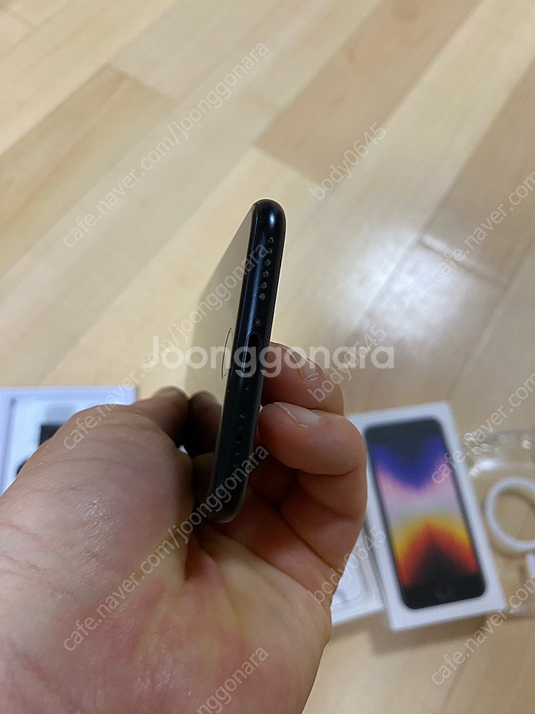 아이폰 se3 256g 블루 애케플 24년12월 배터리87프로--4