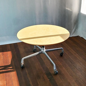 허먼밀러 커피테이블 찰스 앤 레이 임스 테이블 Herman Miller Coffee table by Charles and Ray Eames