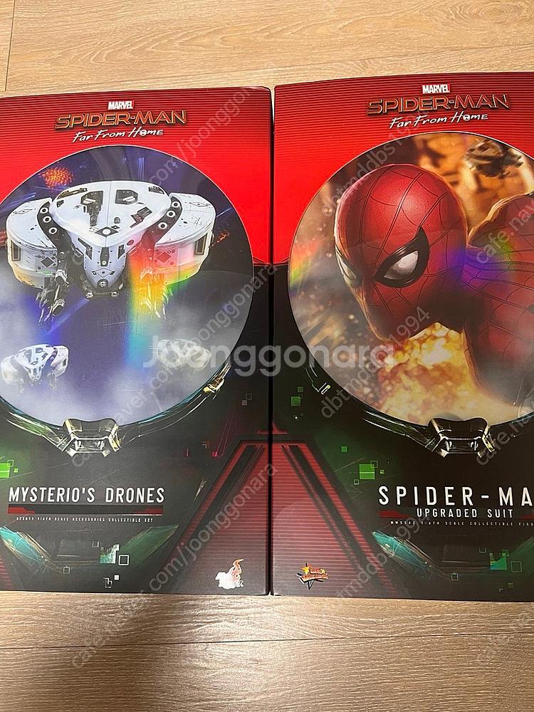 핫토이 스파이더맨 파프롬홈 업그레이드 수트, 미스테리오 드론 세트로 팝니다.--0