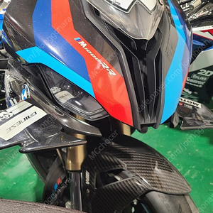 21년식 s1000rr 판매합니다.