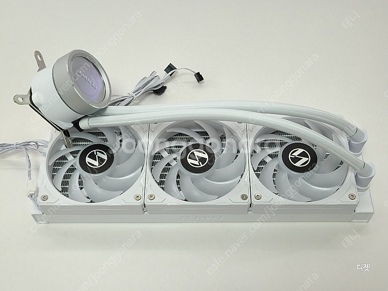 리안리 갤러해드 II TRINITY 360 화이트 수랭...--2