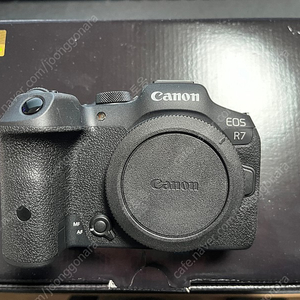 캐논 EOS R7 바디 판매합니다.