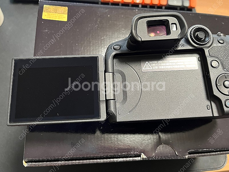 캐논 EOS R7 바디 판매합니다.--2
