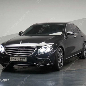 벤츠E클래스 W213 E220d 아방가르드 (5인승)