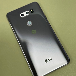 LG V30 바이올렛 64기가 모서리 미세파손 가성비폰 4만원에 판매합니다