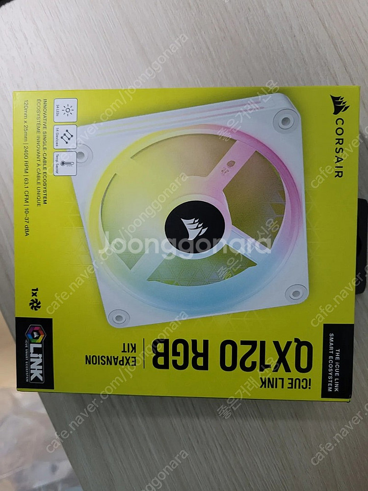 커세어 QX120 팬 판매합니다--0