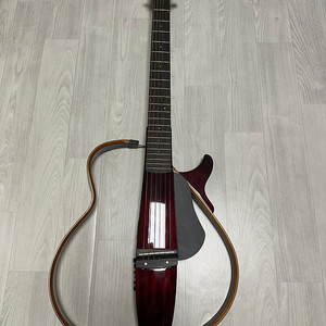 야마하 사일런트 기타 SLG200s 팝니다.