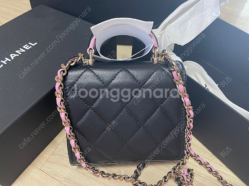 [새상품] 샤넬 탑핸들 미니백 ap2682 블랙 핑크 ...--3