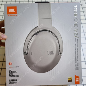 JBL TOUR ONE M2 (새제품)