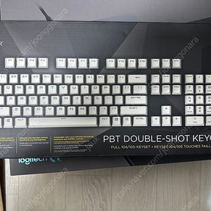 커세어 K70은축 + PBT 흰색키캡 판매합니다