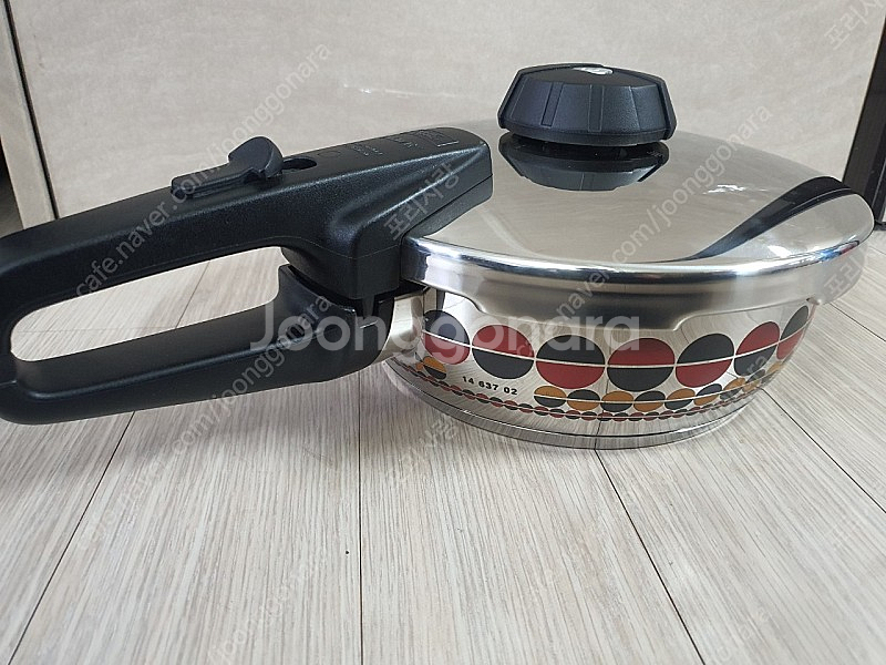 독일 휘슬러 솔라 압력밥솥 압력솥 2.5리터 왕관 광택내고 신품급--5