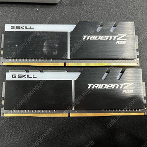 G.SKILL DDR4 16GB PC4-25600 CL16 TRIDENT Z RGB ( 8 * 2 )