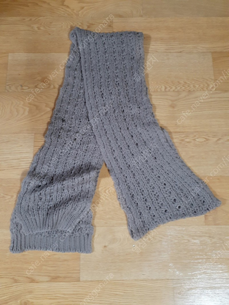 목도리 따뜻해요 요즘 계절 편하게 사용하세요 각각 1000원--2