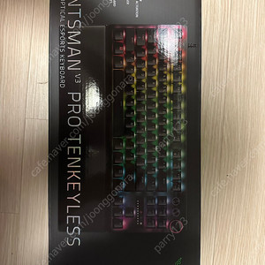 레이저 헌츠맨 V3 PRO TKL US 버전 A급 판매 합니다.
