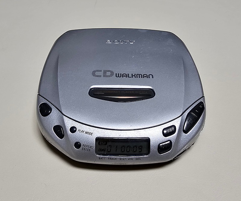 SONY CDウォークマン D-E404 動作品 Amazon | SONY CD WALKMAN D-E404 | SONY(ソニー) | ディスク