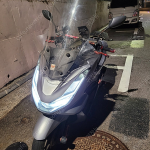 서울)PCX125 21년식 25@@@km 190만 하자있음