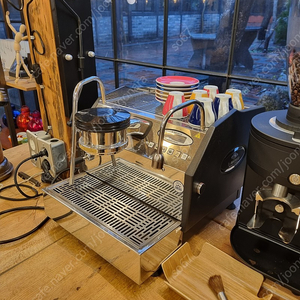 라마르조꼬 GS3 AV 에스프레소 커피머신 (la marzocco GS3 AV)